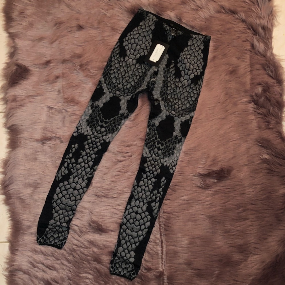 Rvn Python pants - Picture 3 of 3